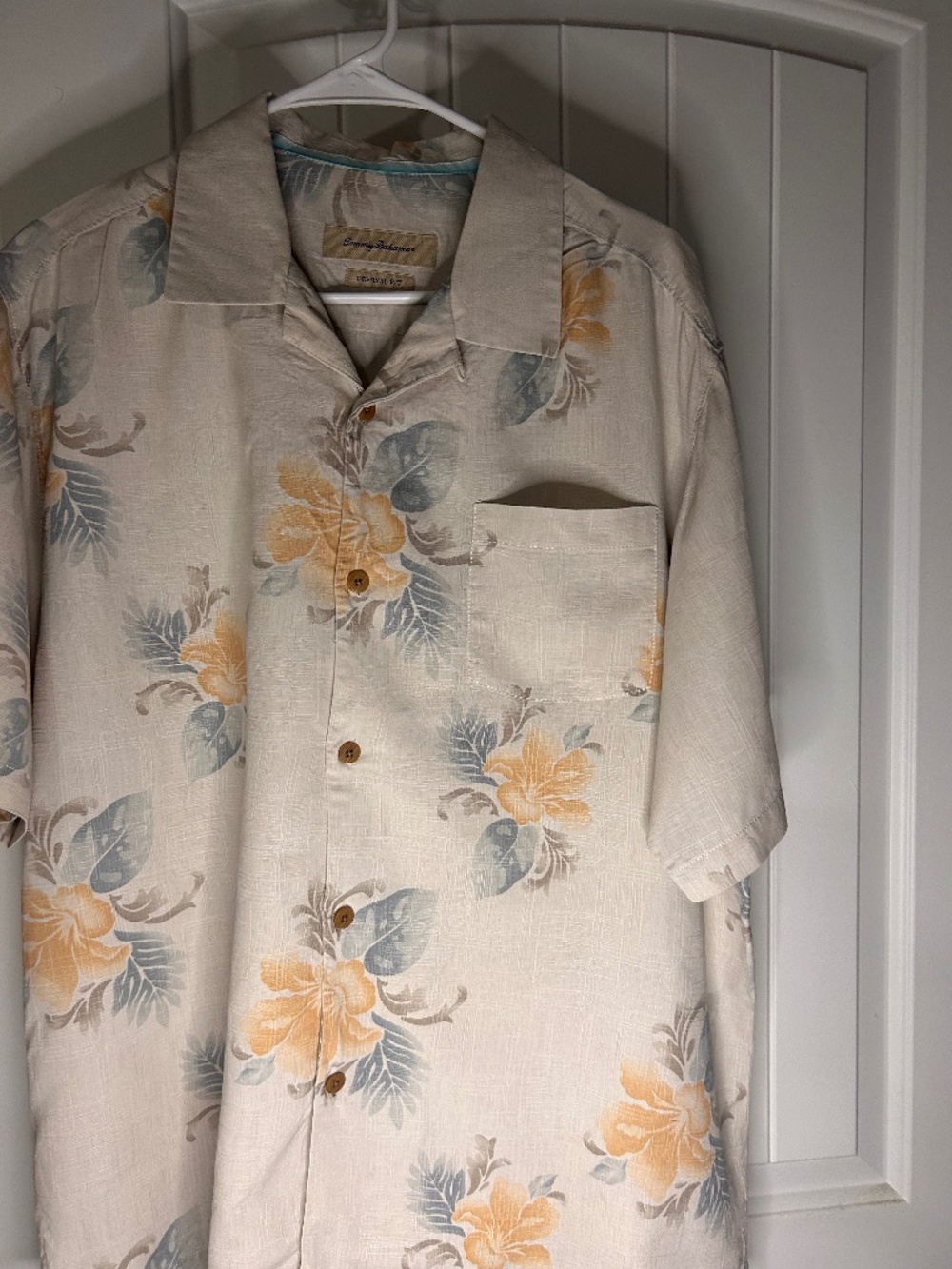 Tommy Bahama Cream Floral Lightweight Shirt Jacket
